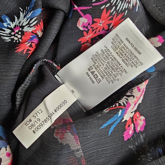 Express Sheer Blouse - Long Sleeve - Floral Print - Picture 6 of 8